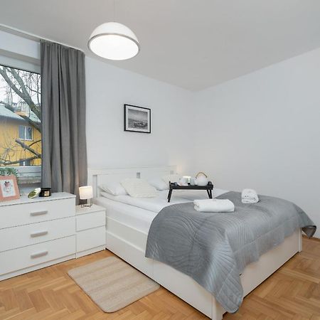 Jozefinska Apartment With Balcony Cracow By Noclegi Renters Krakow Exterior photo